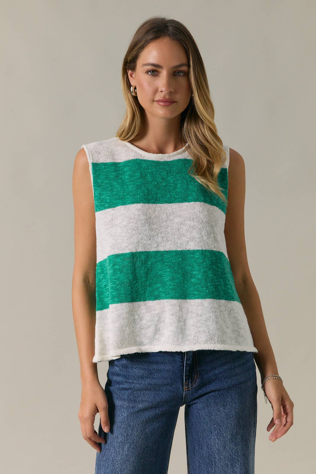 Round Neck Sleeveless Color Block Knit Top