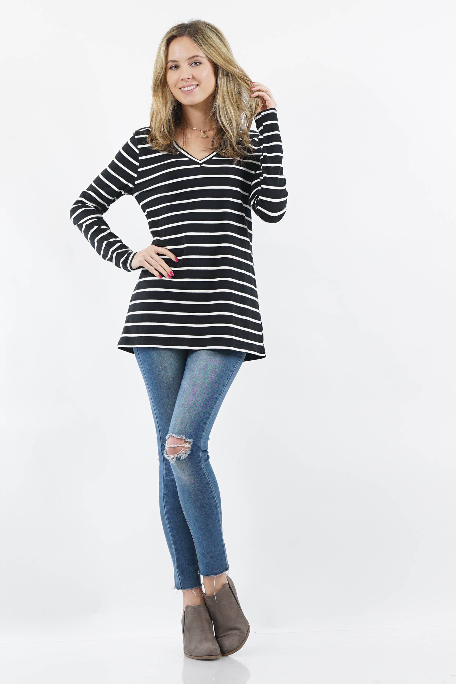 ..SI-15574 Cotton Striped V Neck Top
