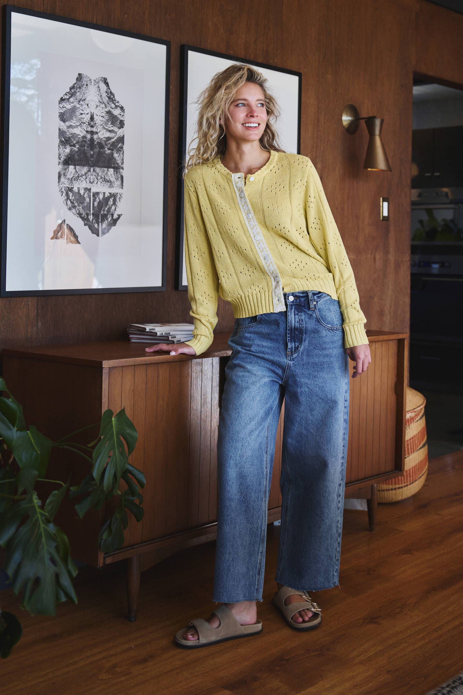 Relaxed Wide Leg Denim Jeans