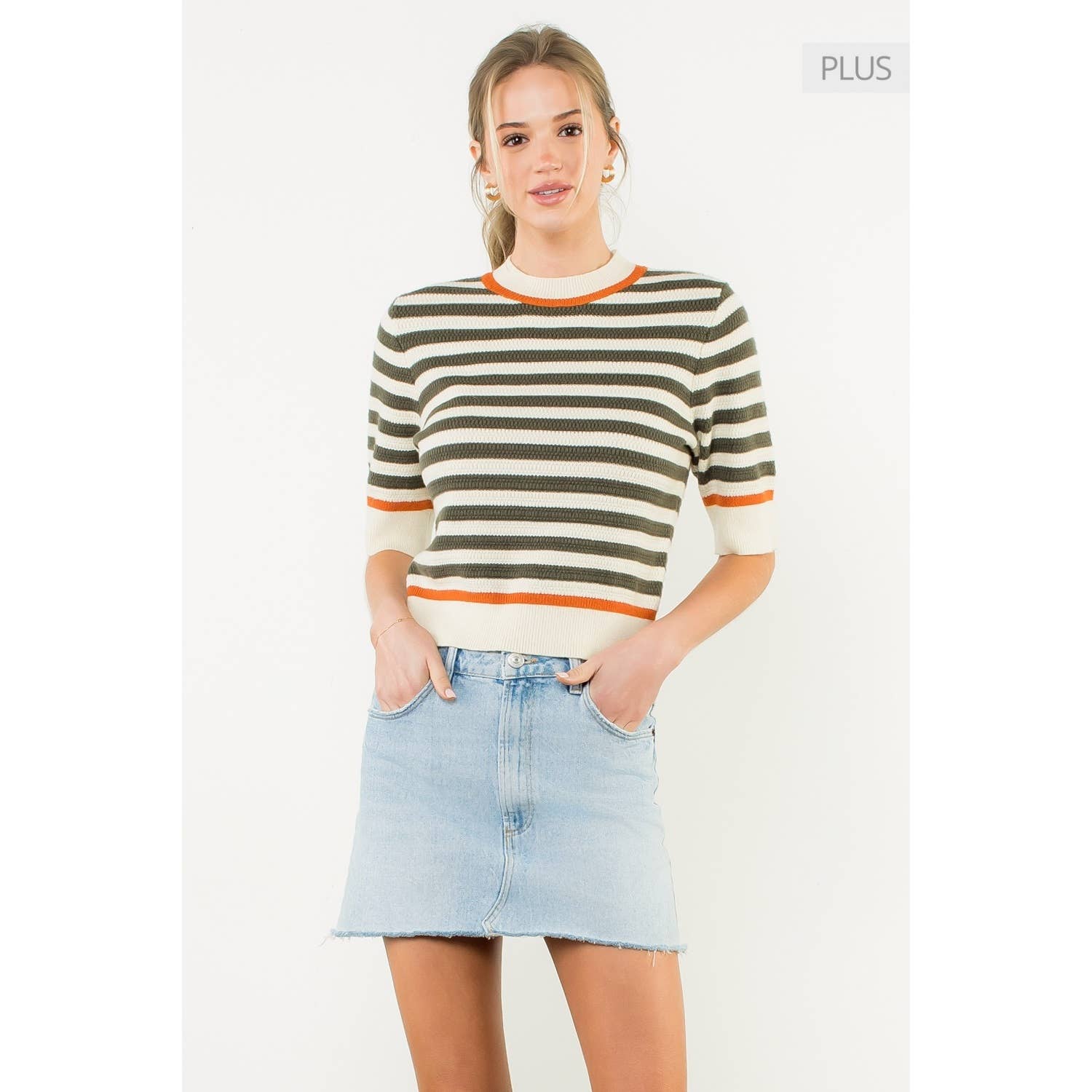 /Size Xl/ Short Sleeve Striped Knit Top
