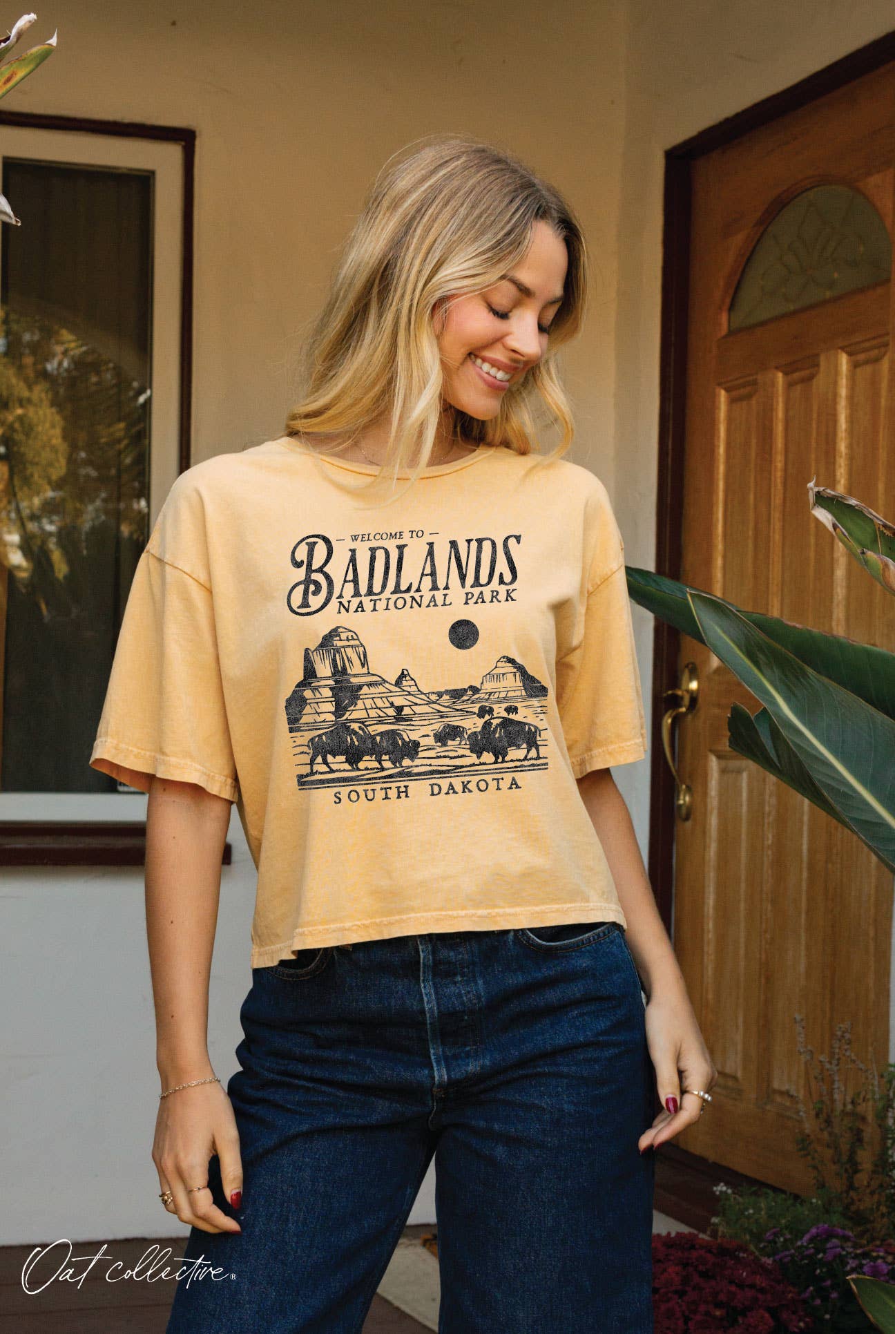 Welcome To Badlands Cropped Mineral Graphic Top