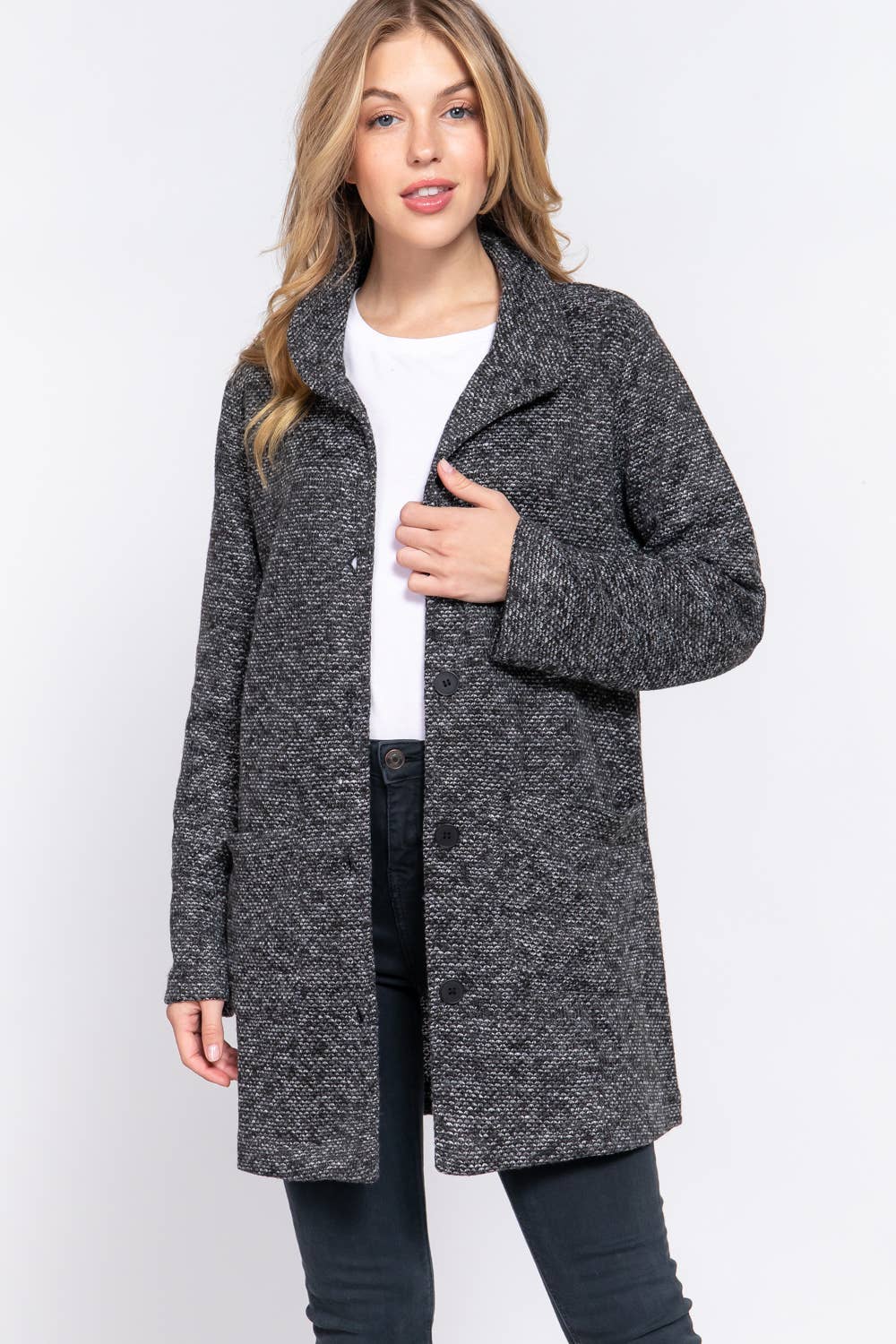...SI-25339 Long Slv High Neck Button Down Coat