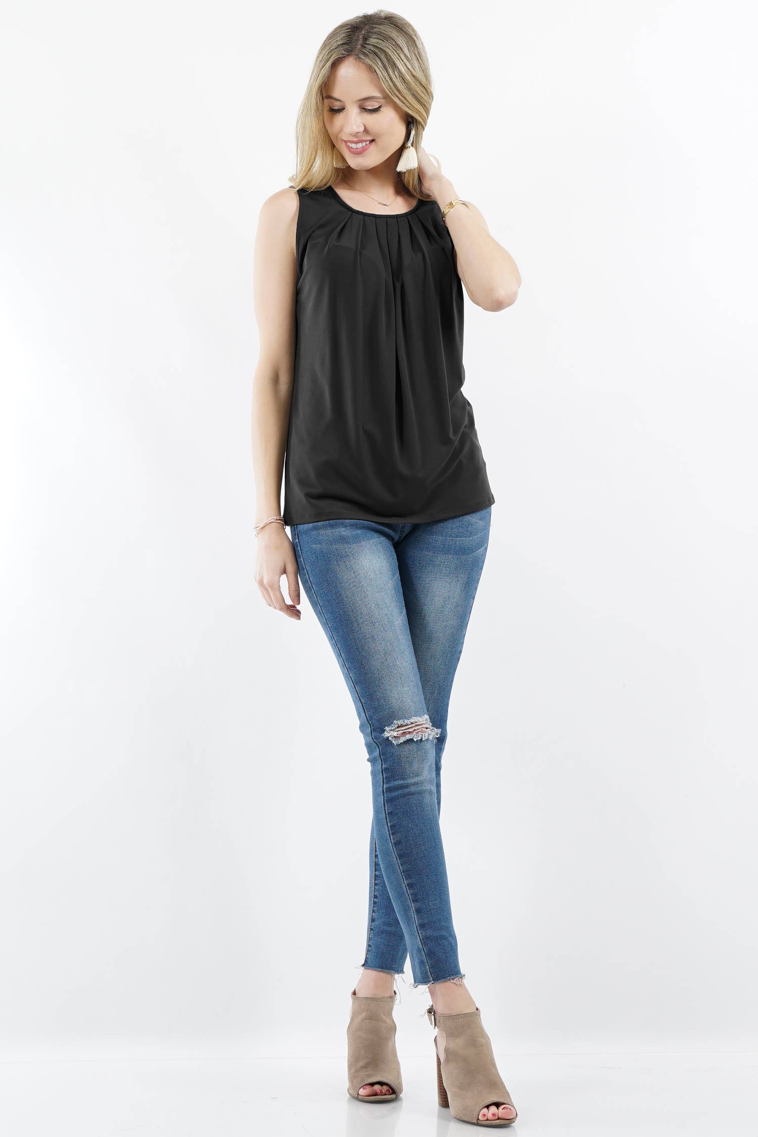 .SI-15892 Ity Sleeveless Front Neck Pleat Top