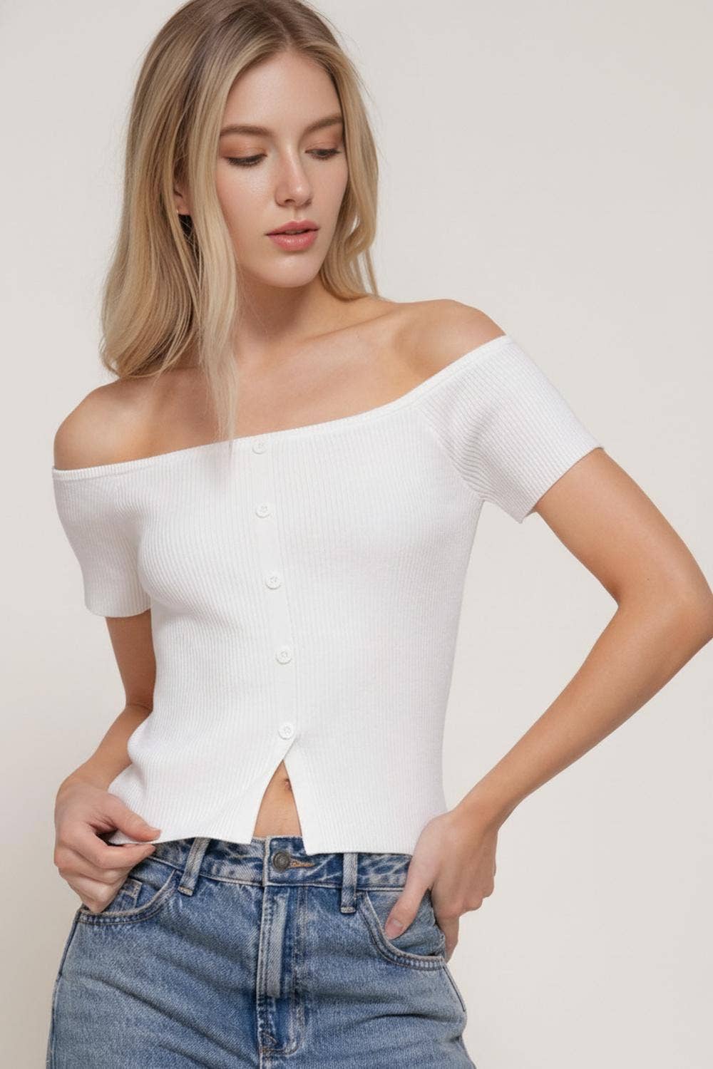 1111 Off-Shoulder Sweater SI-29055