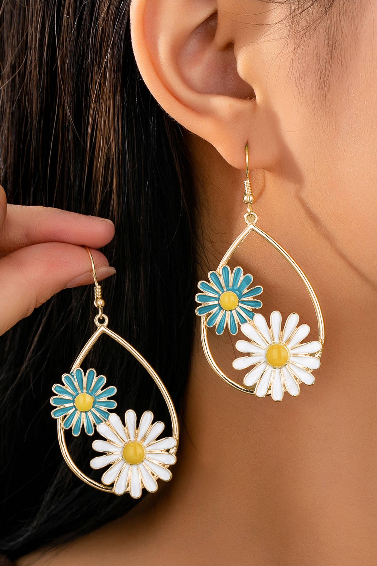 Double Daisy Flower Waterdrop Earrings