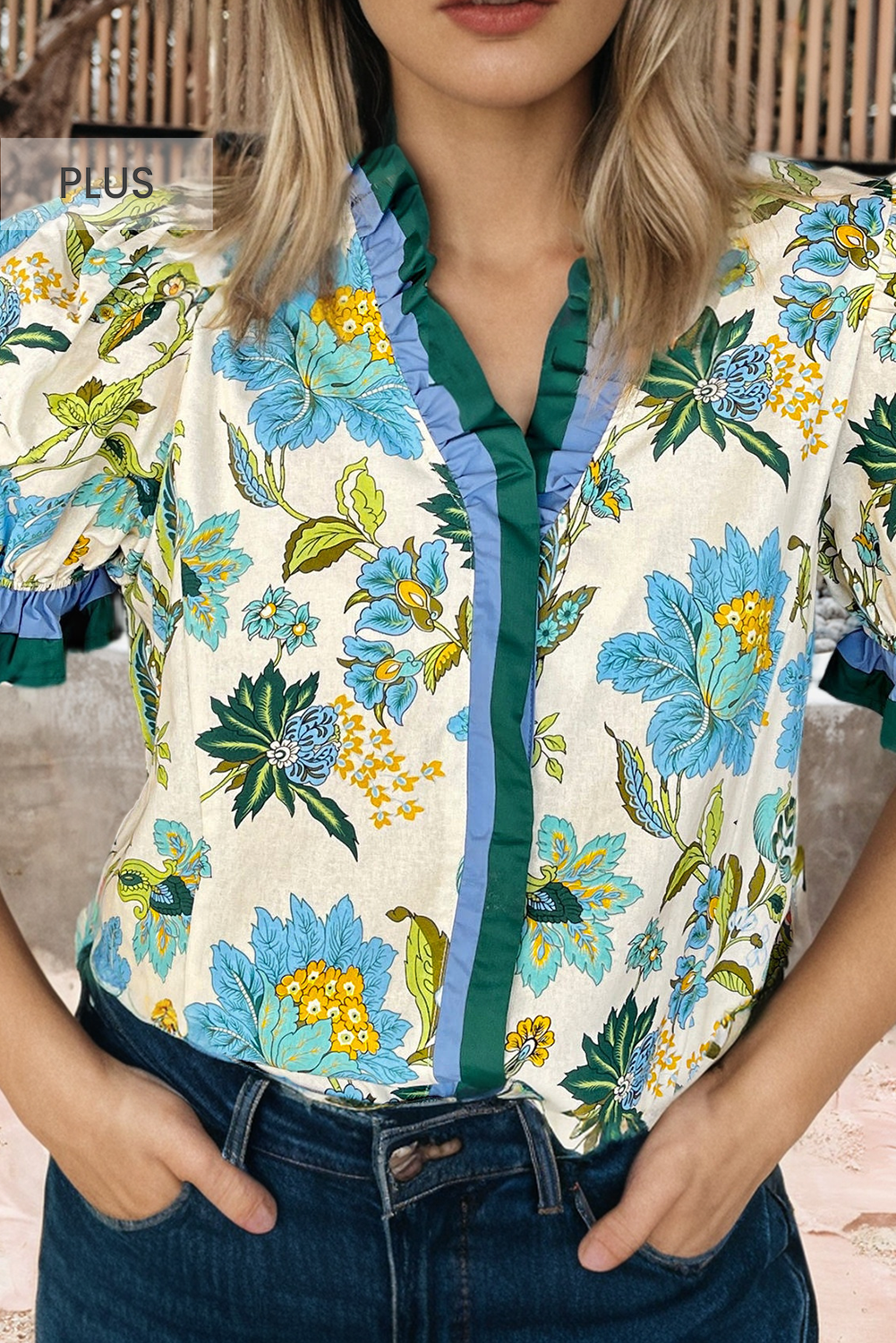 Plus Size Floral Colorblock Trim V Neck Short Sleeve Blouse