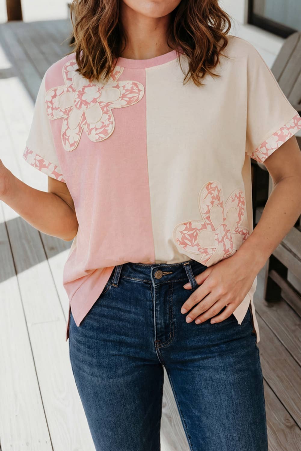 Flower Patched Color Block Loose T Shirt (S-Xl)