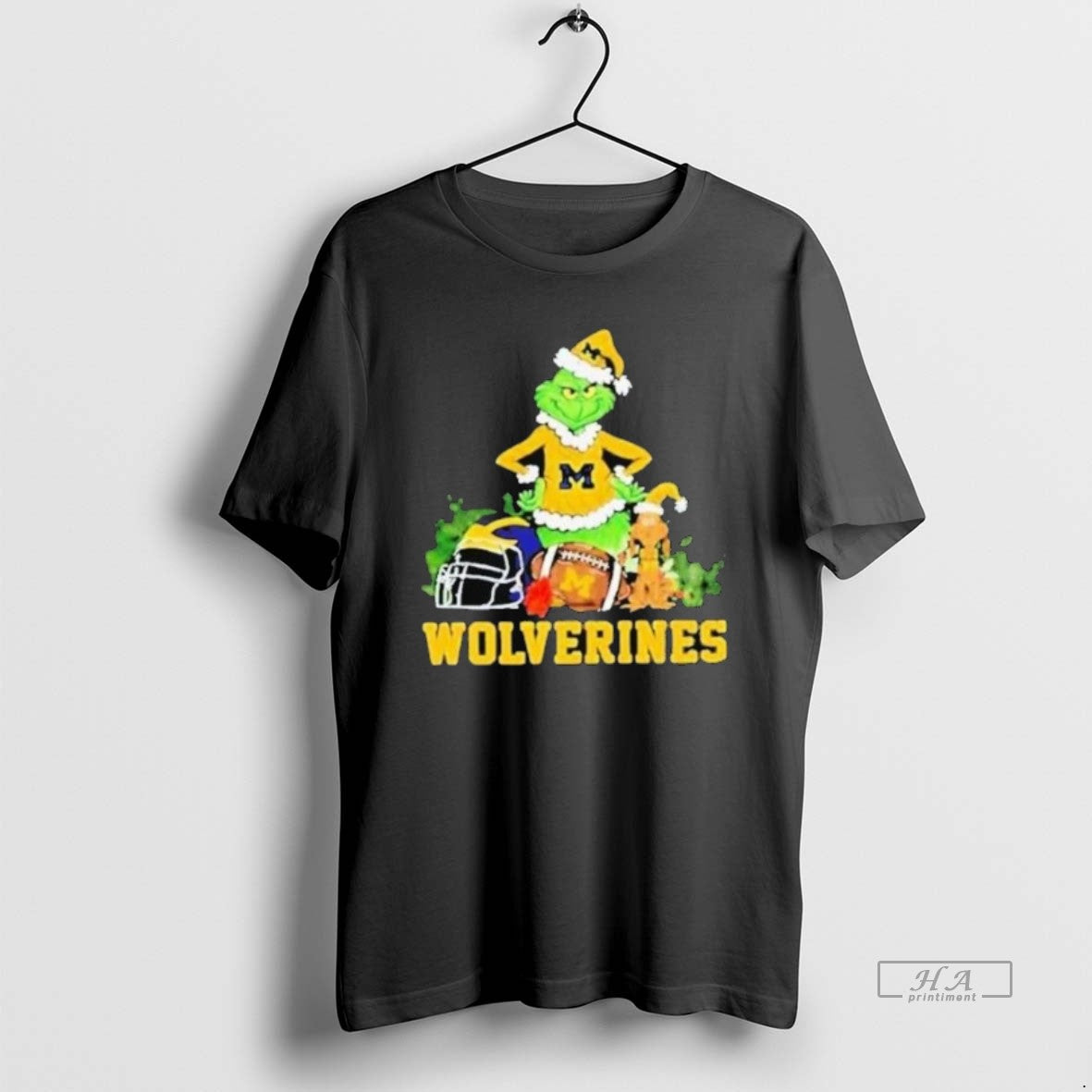 Official Grinch And Dog Michigan Wolverines Football Christmas 2025 Shirts
