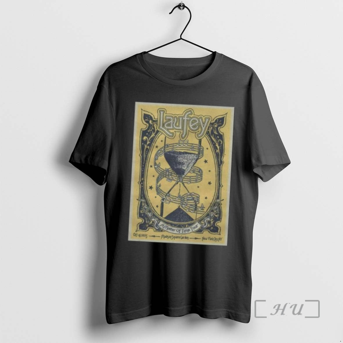 Officials Laufey New York City October 16 2025 Long Sleve Shirts Sweater