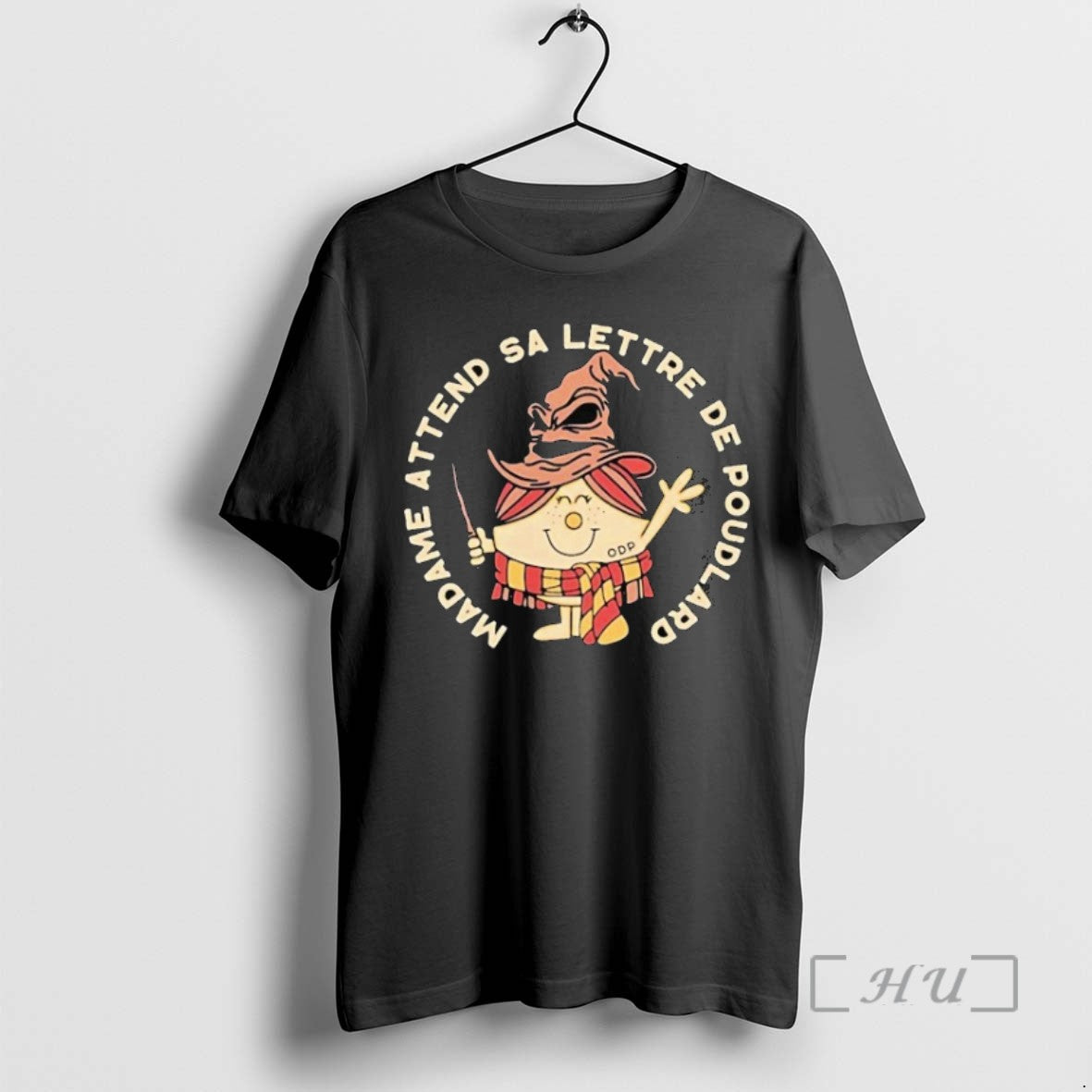 Officials Madame Attend Sa Lettre De Poudlard Tee Sweater