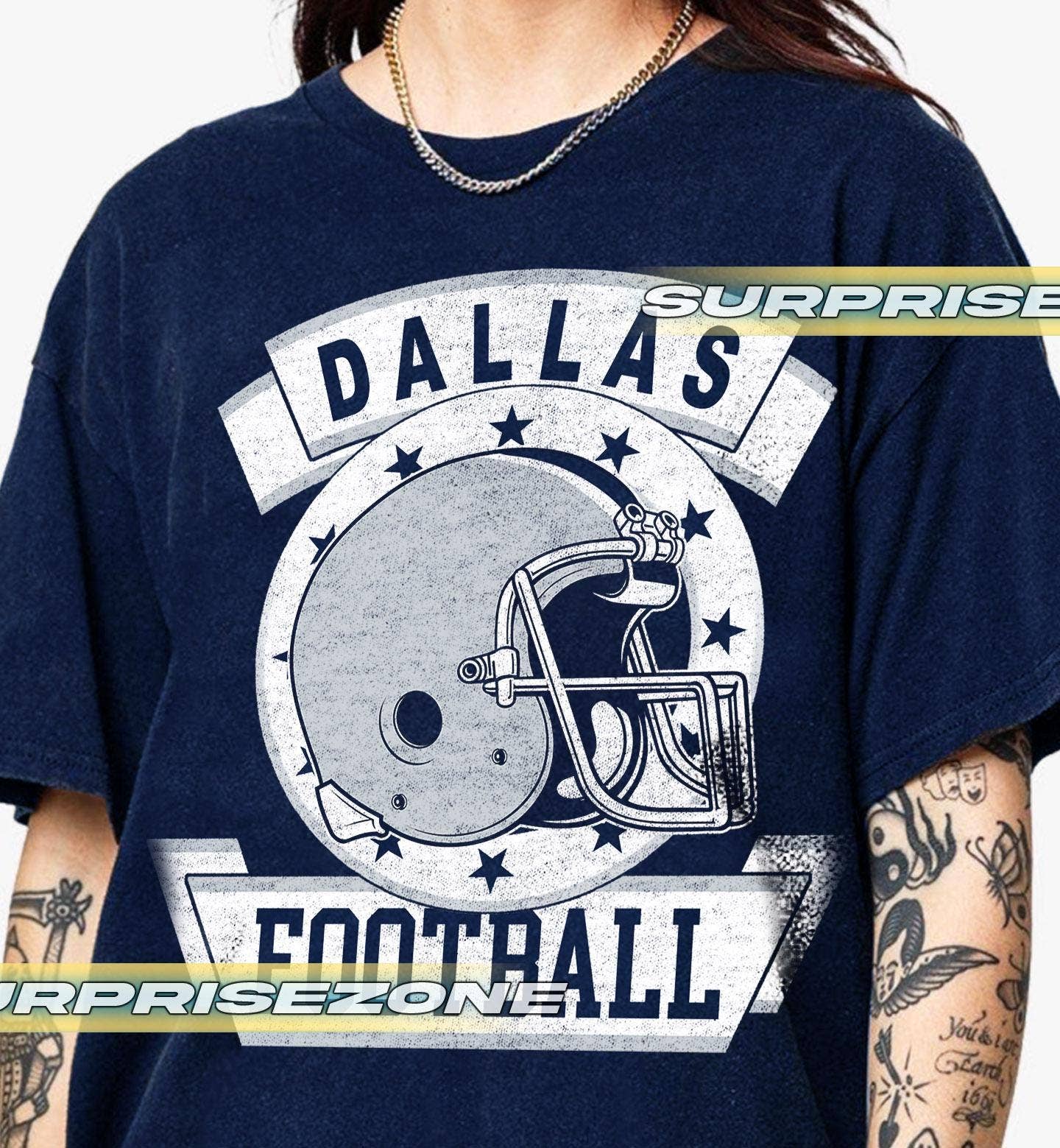 Vintage 90S Football Team Graphic T-Shirt