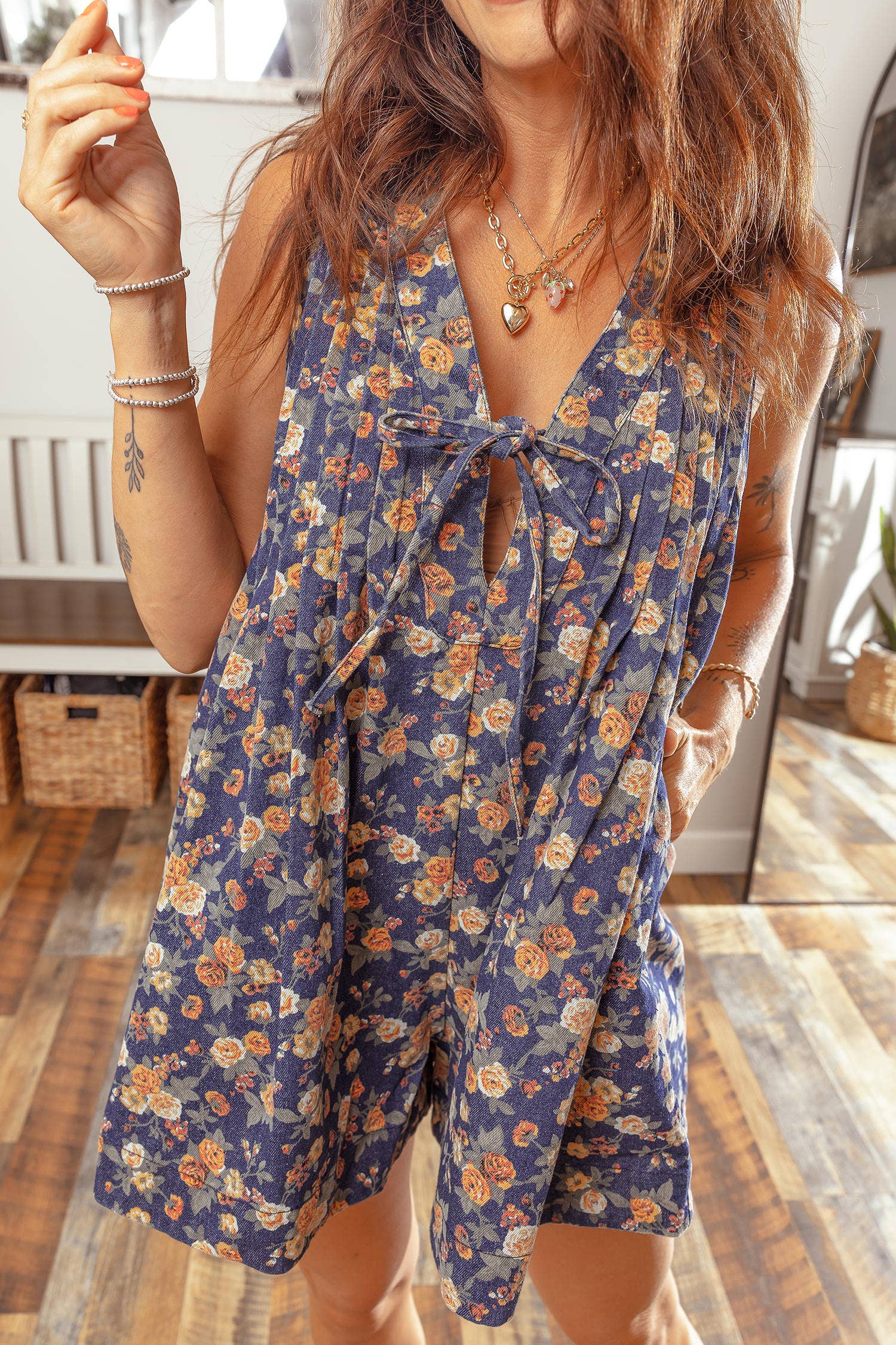 Floral Print Bow Tie V Neck Sleeveless Denim Romper (S-Xl)