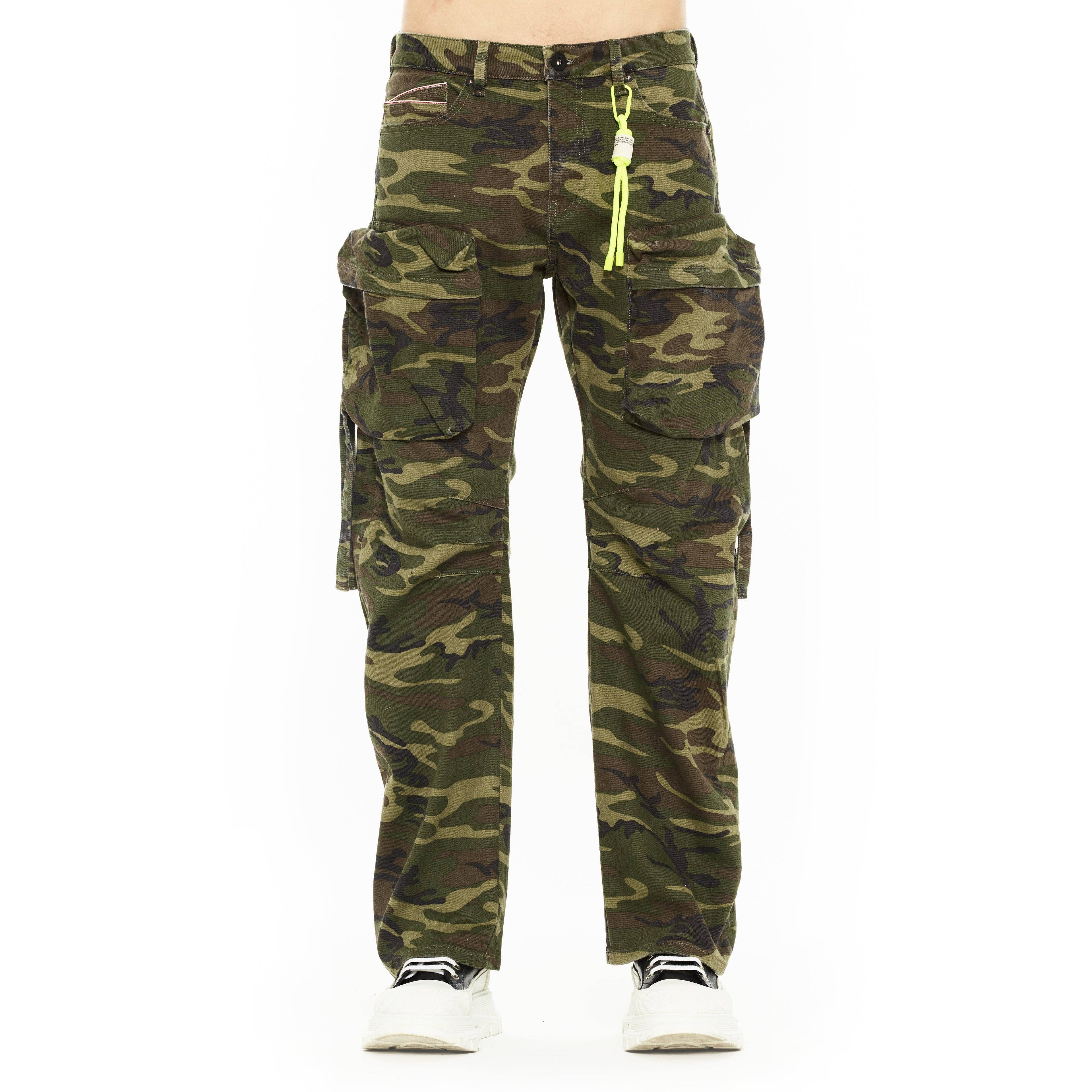 Baggy Cargo 610 Jeans in Camo