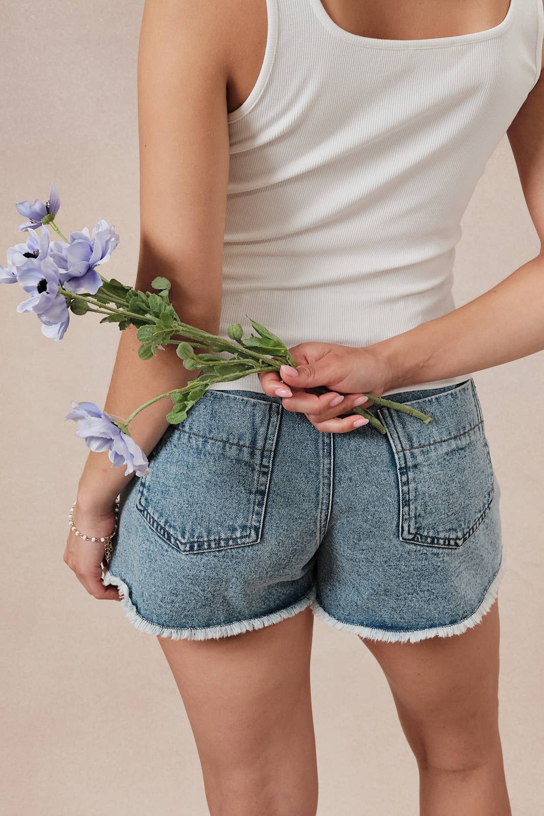 Pleated Detail Raw Edge Hem Denim Shorts