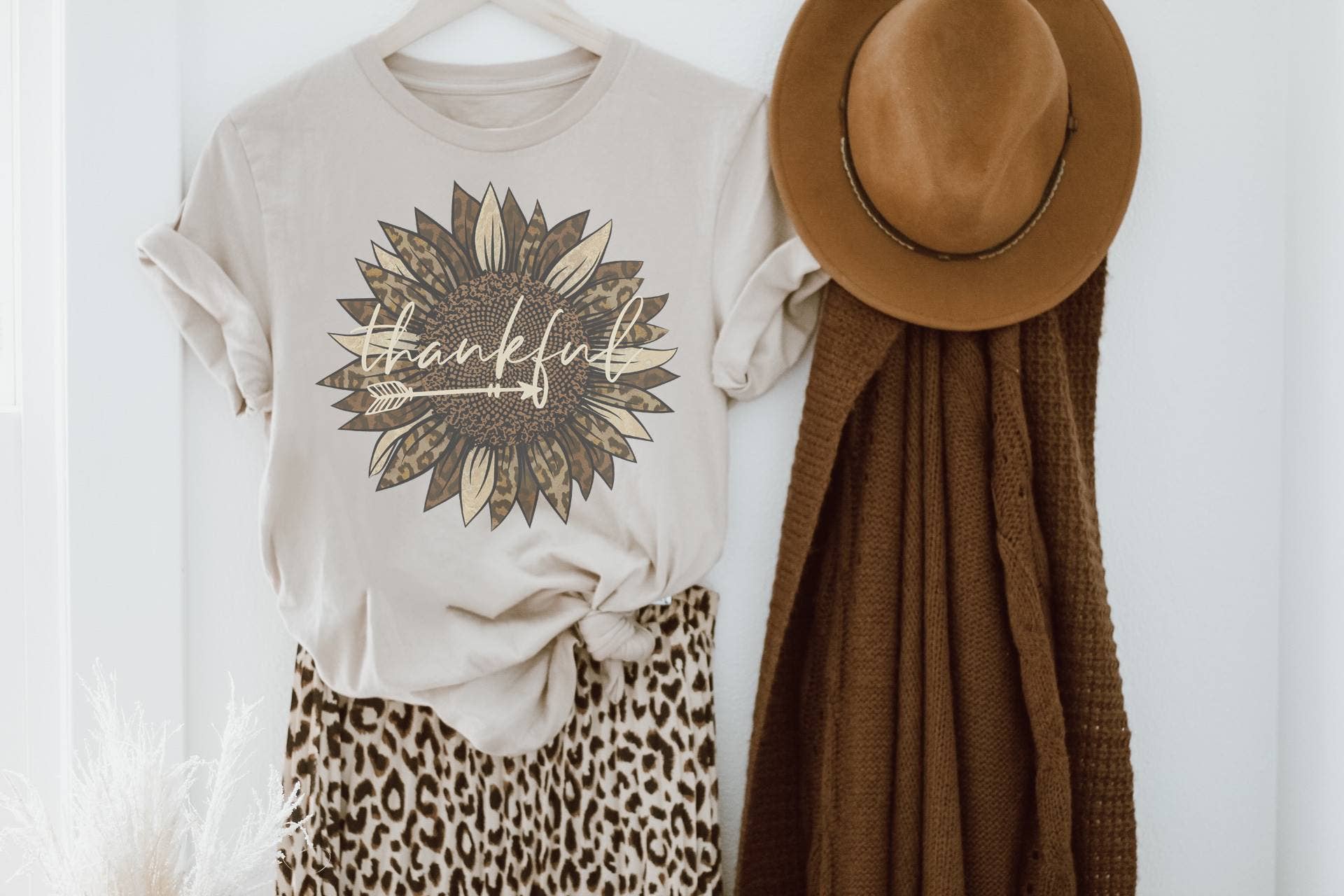 Thankful Leopard Sunflower Women's Screen Printed T-Shirt