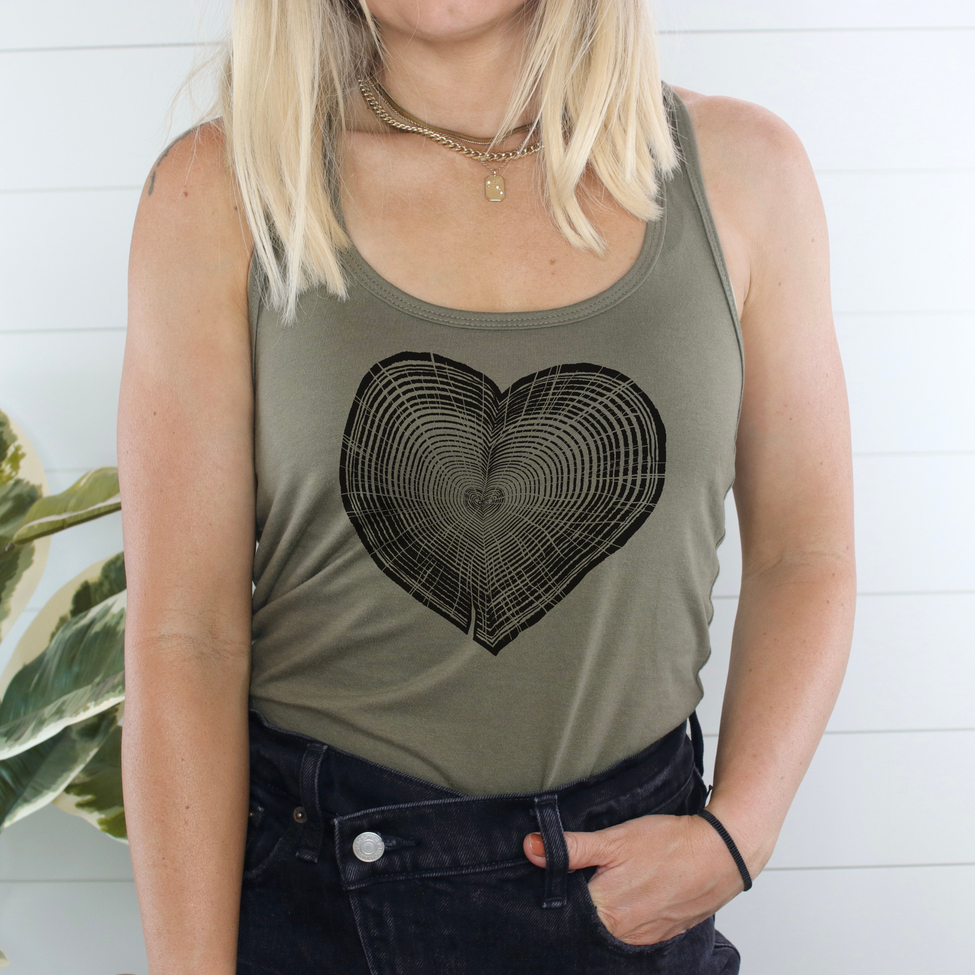 Trunk Heart Ladies Tank Top 032