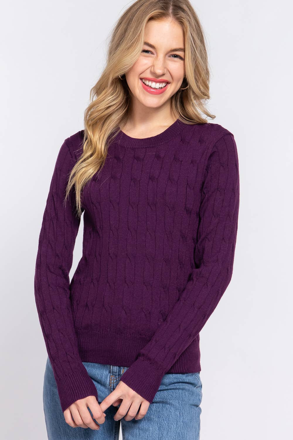 ....SI-24992 Fitted Long Slv Round Neck Cable Sweater