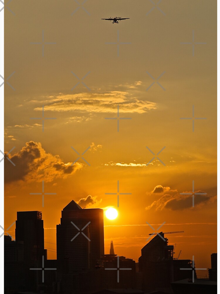 London skyline at sunset by iam01110011