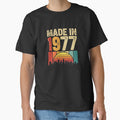 Made in 1977 Vintage Retro Sunset Design by Pixelogia