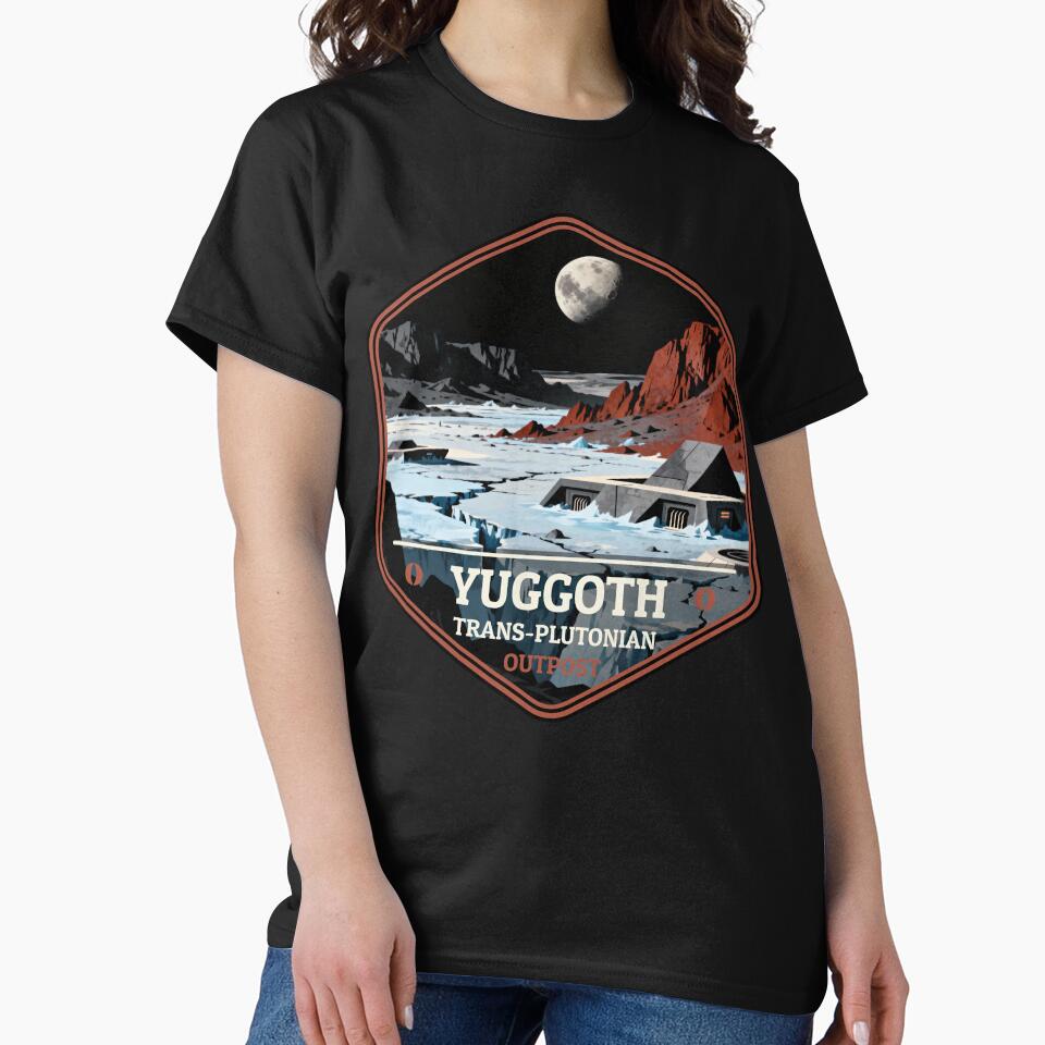 Yuggoth – Trans-Plutonian Outpost Vintage Travel Badge by GEEK-FACTORY-EU
