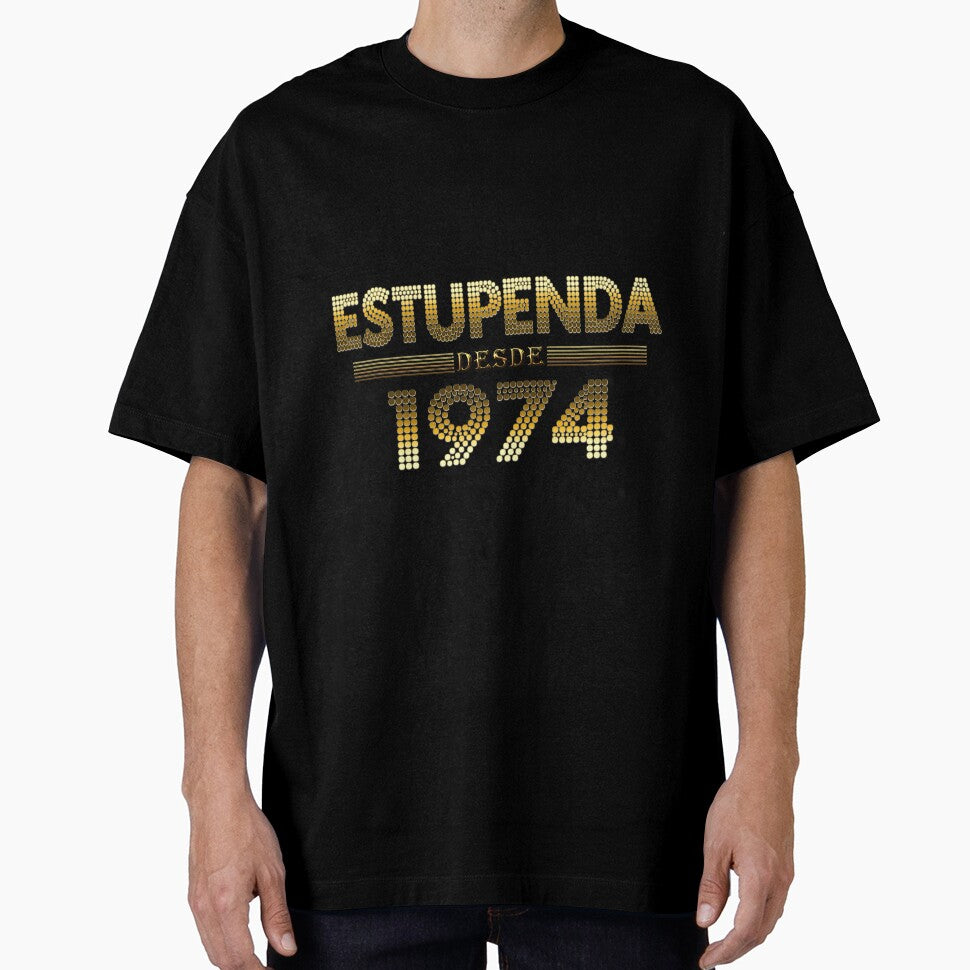 Estupenda desde 1974 by Yamy Morrell Art and Design
