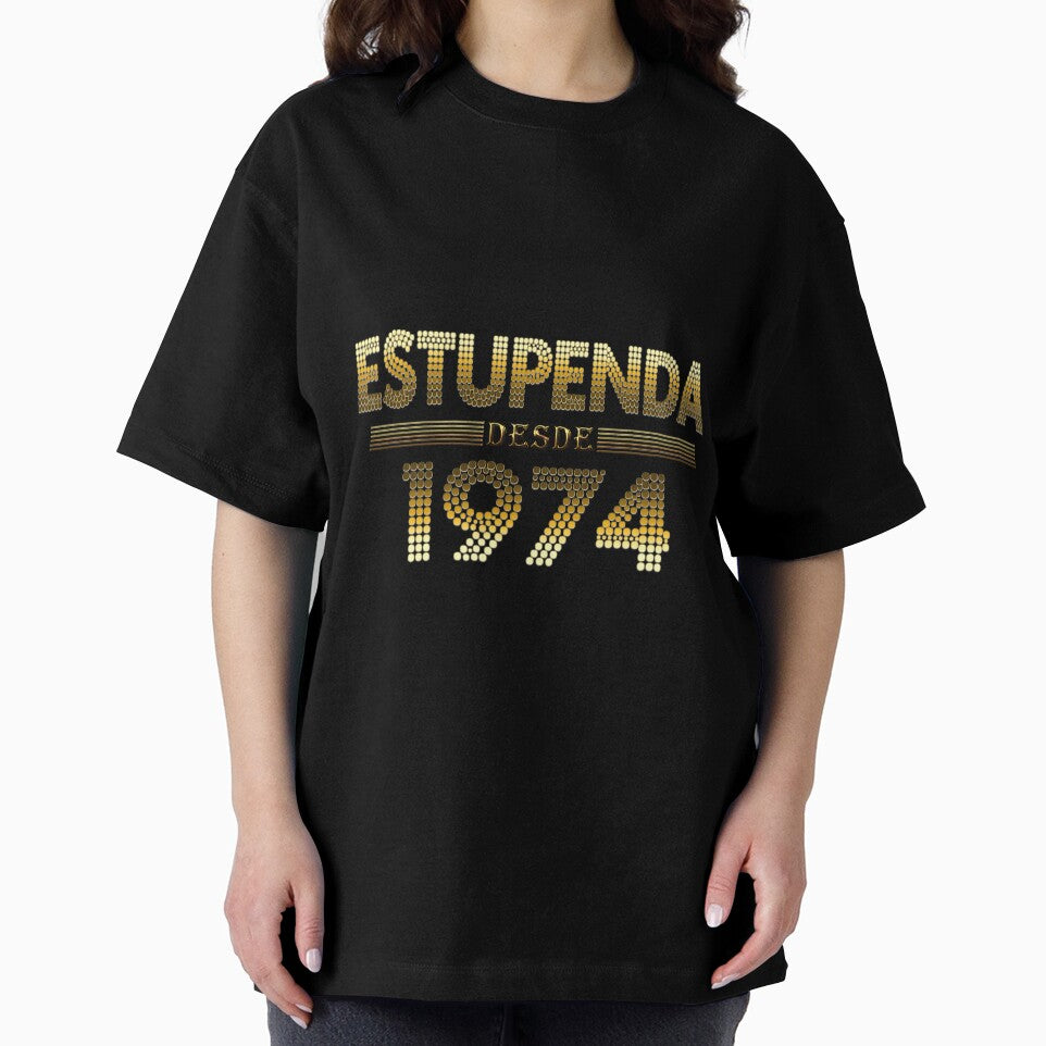 Estupenda desde 1974 by Yamy Morrell Art and Design