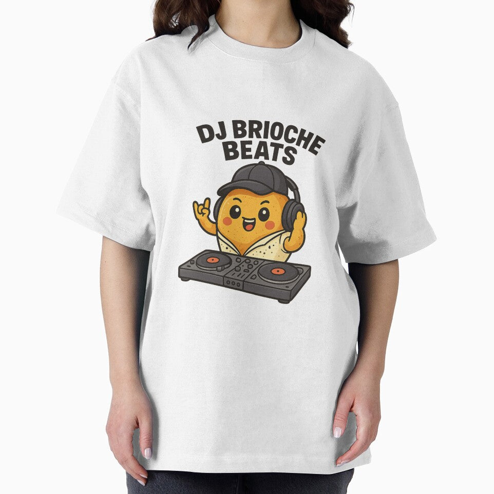 DJ Brioche Beats – The kawaii turntable star by ReineDingo